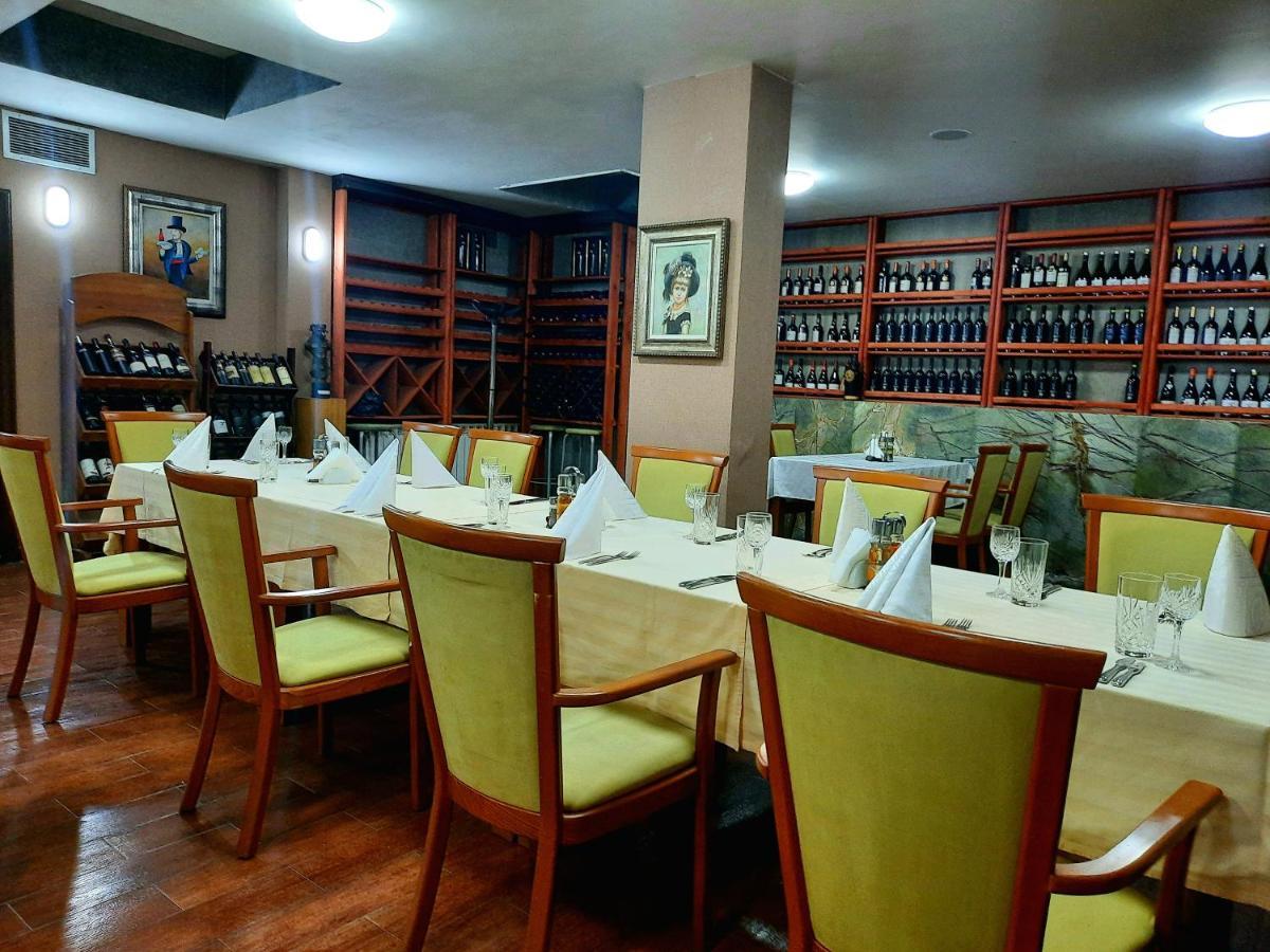Hotel City פלבן מראה חיצוני תמונה