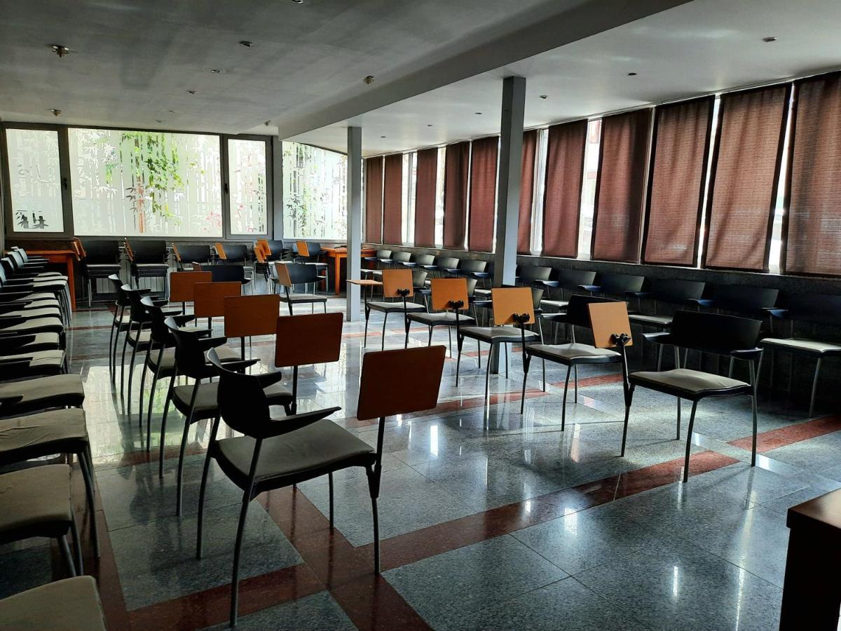 Hotel City פלבן מראה חיצוני תמונה