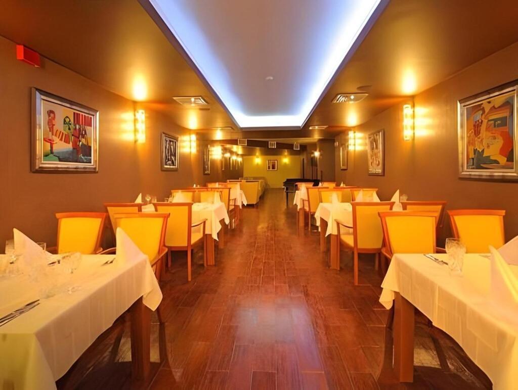 Hotel City פלבן מראה חיצוני תמונה